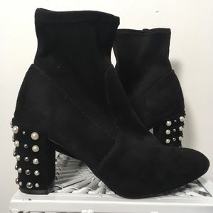 Steve Madden Yvette Embellished Bootie size 8